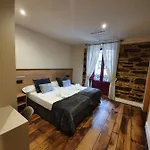 Hotel Casa Cuartel A Fonsagrada