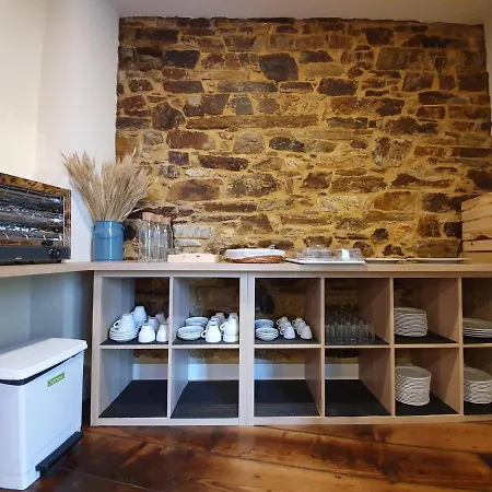 Casa Cuartel * A Fonsagrada