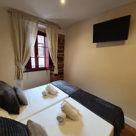 Casa Cuartel A Fonsagrada