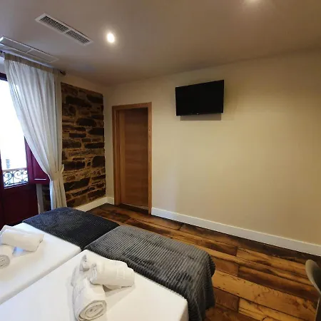 Casa Cuartel Hotel A Fonsagrada