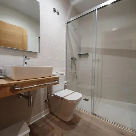 Casa Cuartel * A Fonsagrada