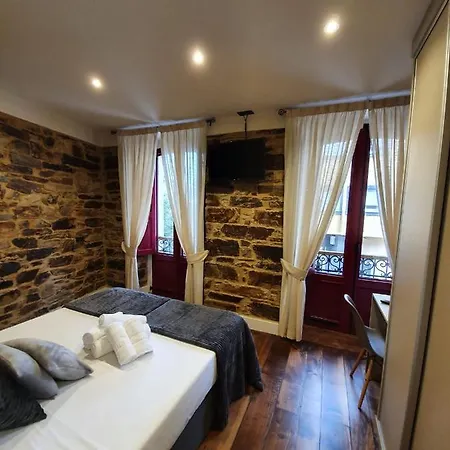 Casa Cuartel Hotel A Fonsagrada