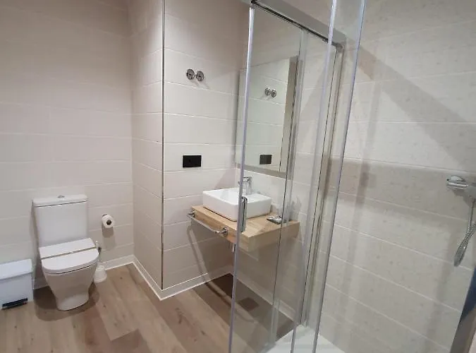 Casa Cuartel Ξενοδοχείο A Fonsagrada