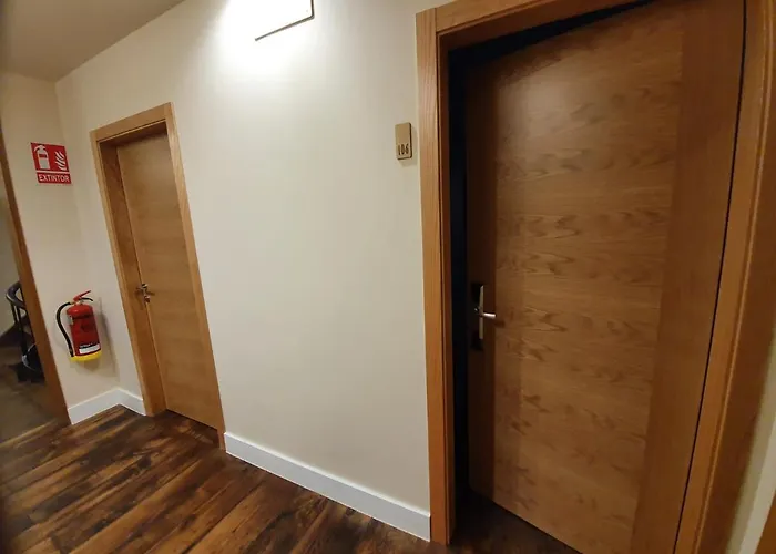 Casa Cuartel Ξενοδοχείο A Fonsagrada