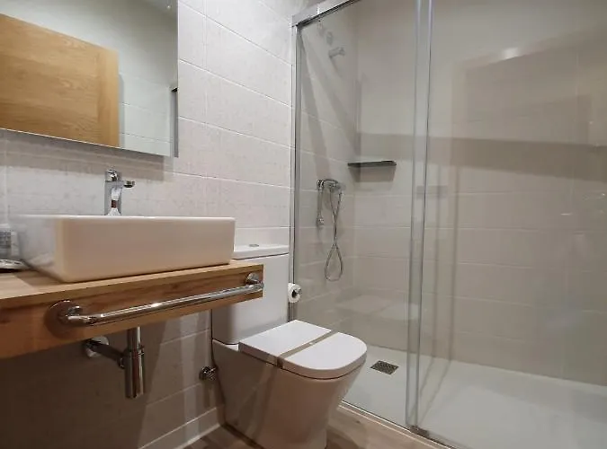 Casa Cuartel * A Fonsagrada