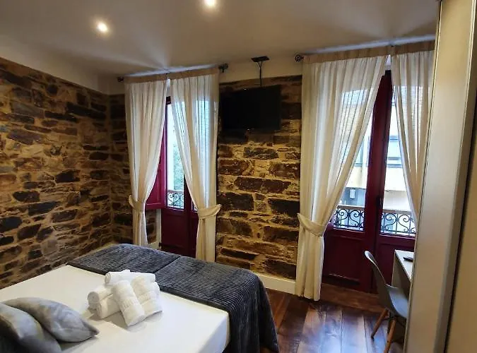 Casa Cuartel Hotel A Fonsagrada