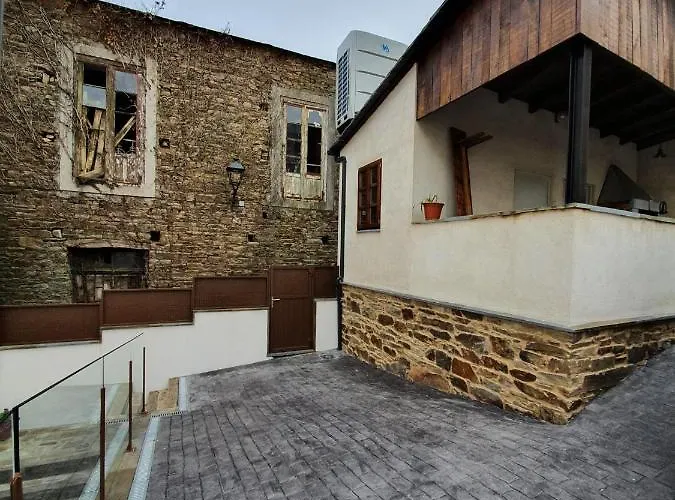 Casa Cuartel Ξενοδοχείο *